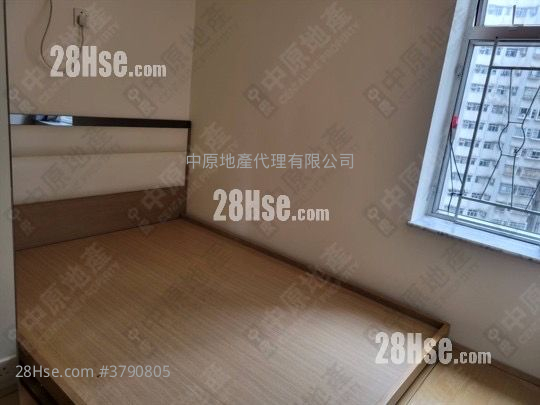 Tsuen King Garden Sell 2 Bedrooms , 1 Bathroom 380 ft²