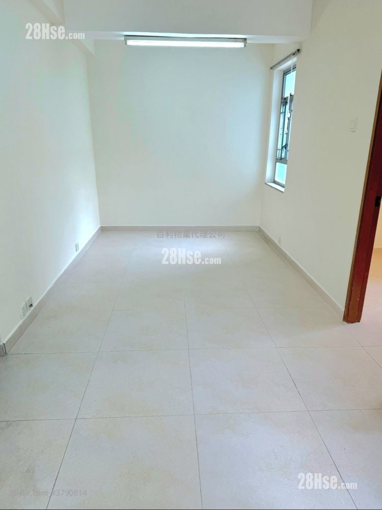 Hutchison Estate Sell 1 Bedroom , 1 Bathroom 348 ft²