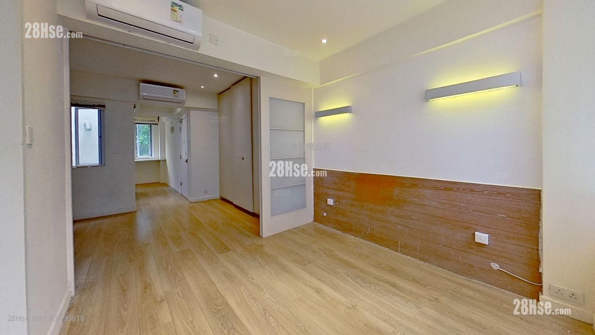 厅: 水坑口街14-16号 租盘 1 房 , 1 浴室 401 平方尺