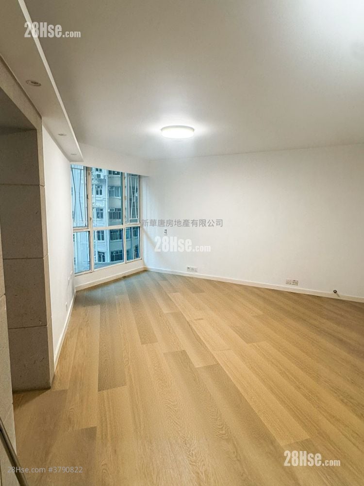 Goldwin Heights Rental 3 Bedrooms , 2 Bathrooms 763 ft²