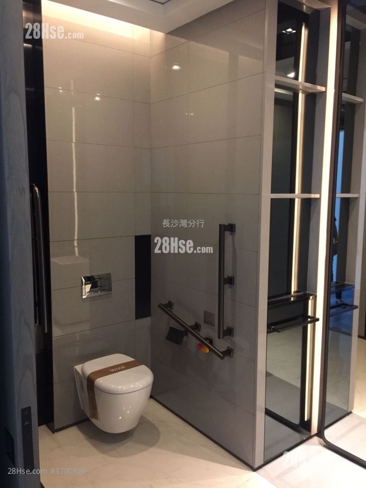 W668 Sell Studio , 1 Toilet