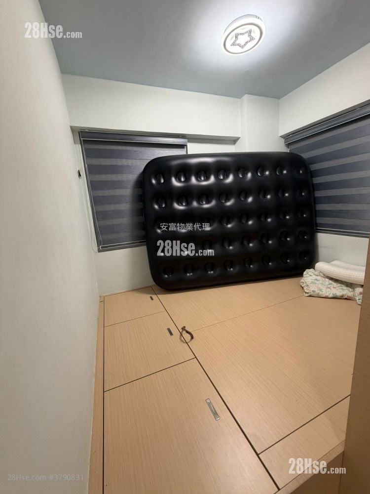 Mei Hing Mansion Sell 1 Bedroom , 1 Bathroom 320 ft²