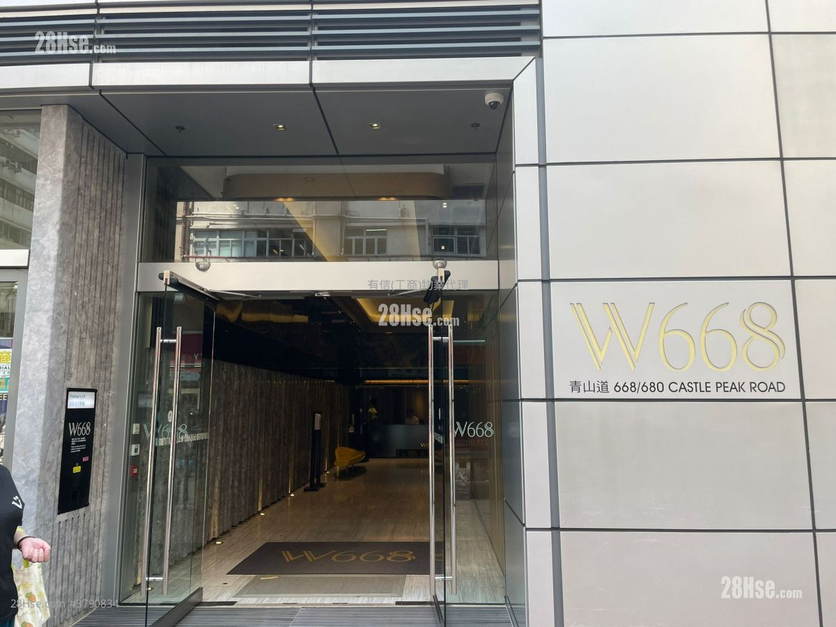 W668 Rental 1 Toilet