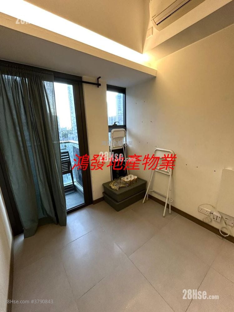 AVA228 租盘 开放式间隔 , 1 浴室 151 平方尺