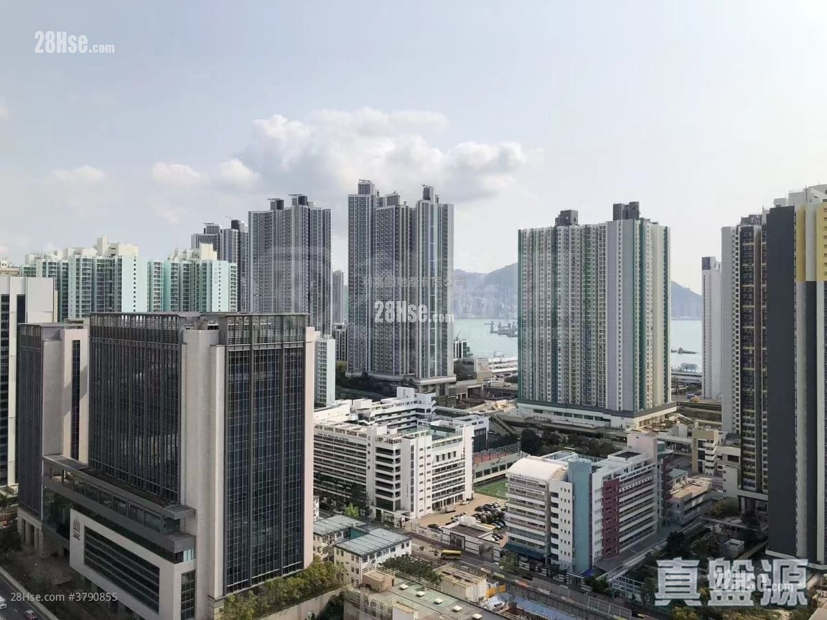 星汇居 售盘 3 房 , 2 浴室 671 平方尺