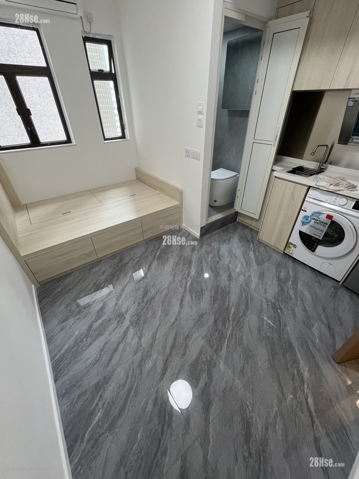 馀庆大厦 租盘 开放式间隔 , 1 浴室 180 平方尺