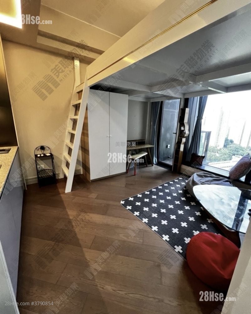 Eden Manor Rental 276 ft²