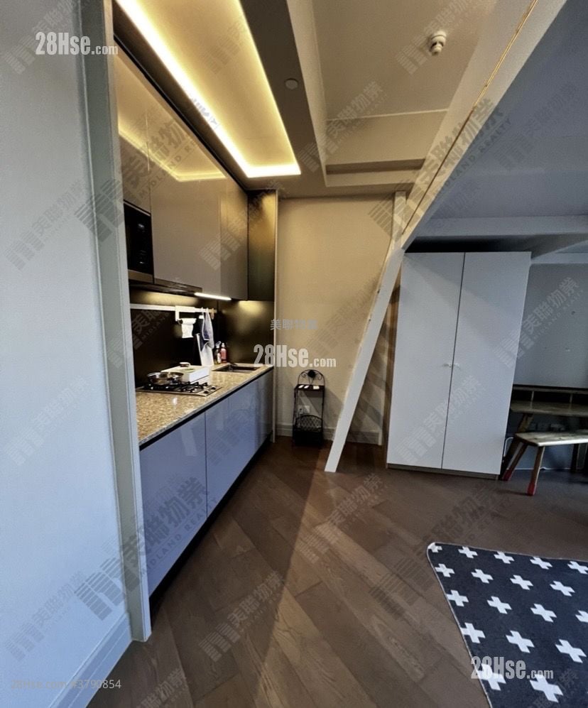 Eden Manor Rental 276 ft²