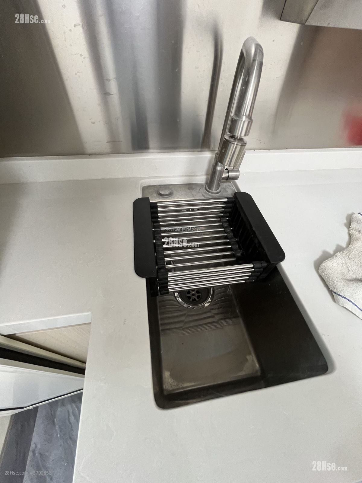 馀庆大厦 租盘 开放式间隔 , 1 浴室 180 平方尺