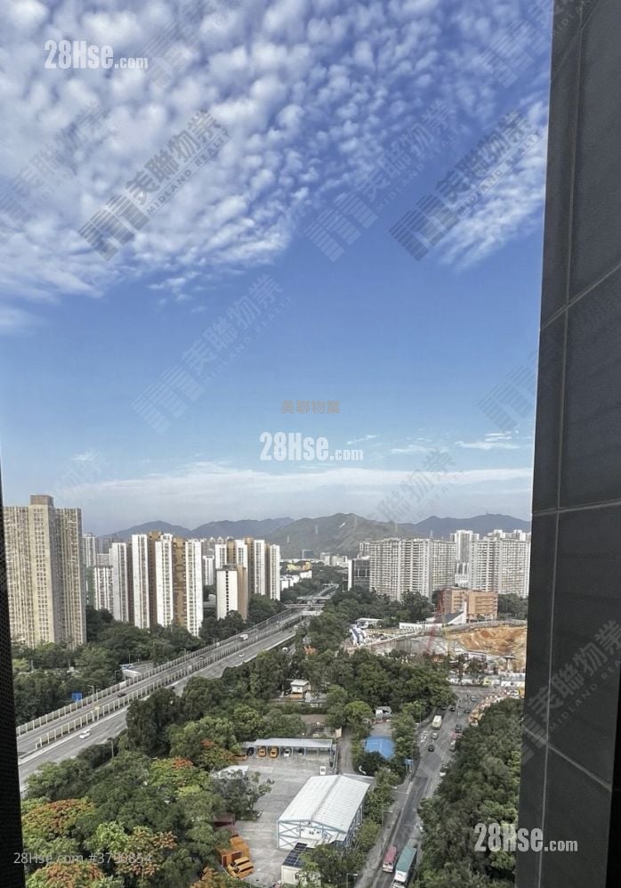 Eden Manor Rental 276 ft²