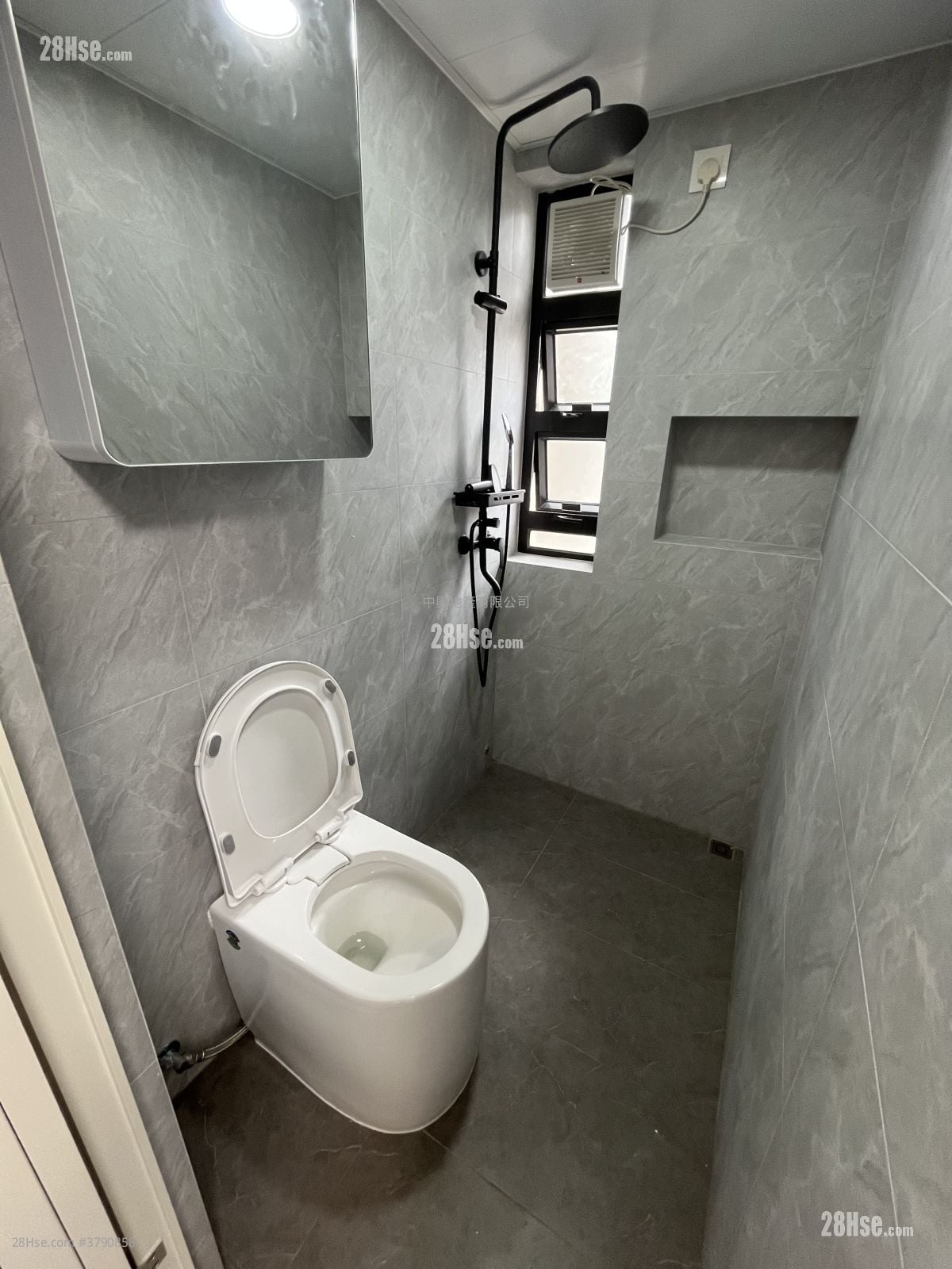 馀庆大厦 租盘 开放式间隔 , 1 浴室 180 平方尺