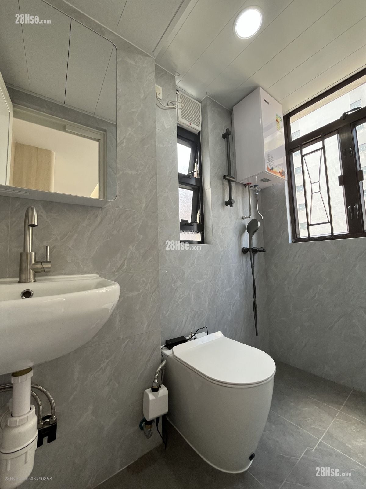 馀庆大厦 租盘 开放式间隔 , 1 浴室 180 平方尺