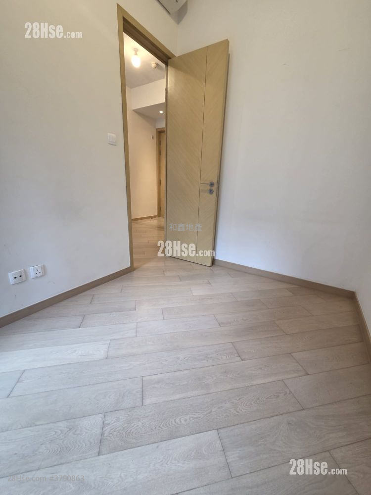 Novum West Rental 1 Bedroom , 1 Bathroom 331 ft²