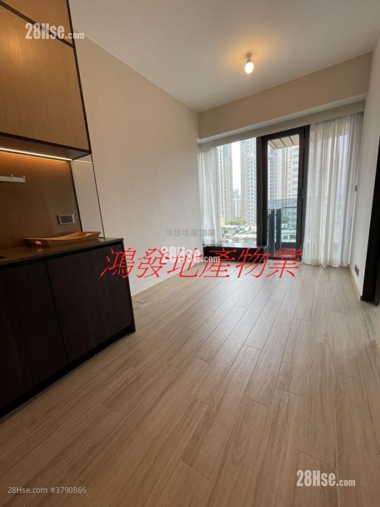 Cetus Square Mile Rental 1 Bedroom , 1 Bathroom 308 ft²