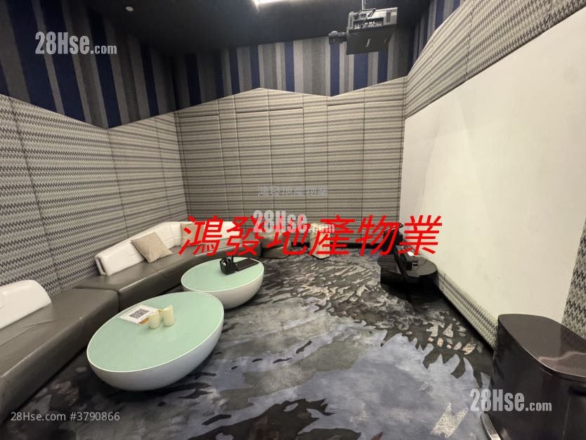 Cetus Square Mile Rental 1 Bedroom , 1 Bathroom 308 ft²