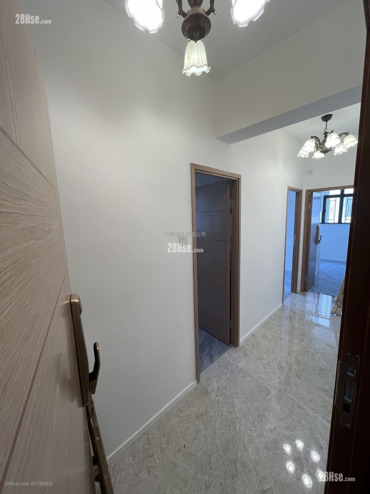 馀庆大厦 租盘 开放式间隔 , 1 浴室 180 平方尺