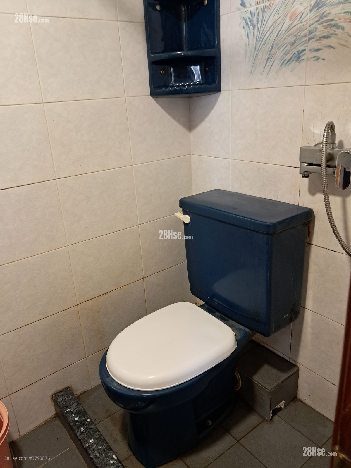 Siu Kwai Court Rental 2 Bedrooms , 1 Bathroom 385 ft²