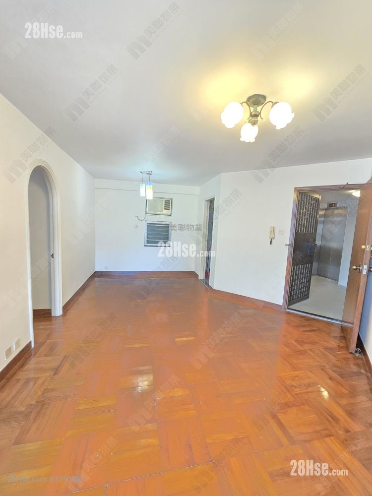 Laguna City Sell 2 Bedrooms 517 ft²