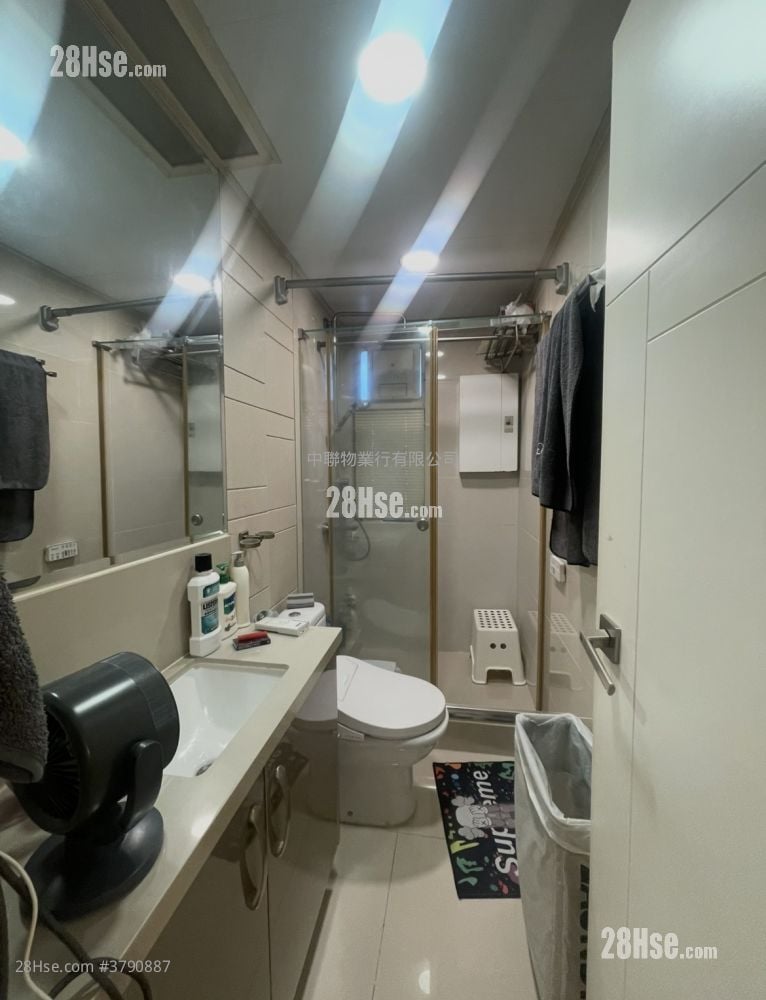 Richmond Villa Sell 3 Bedrooms , 2 Bathrooms