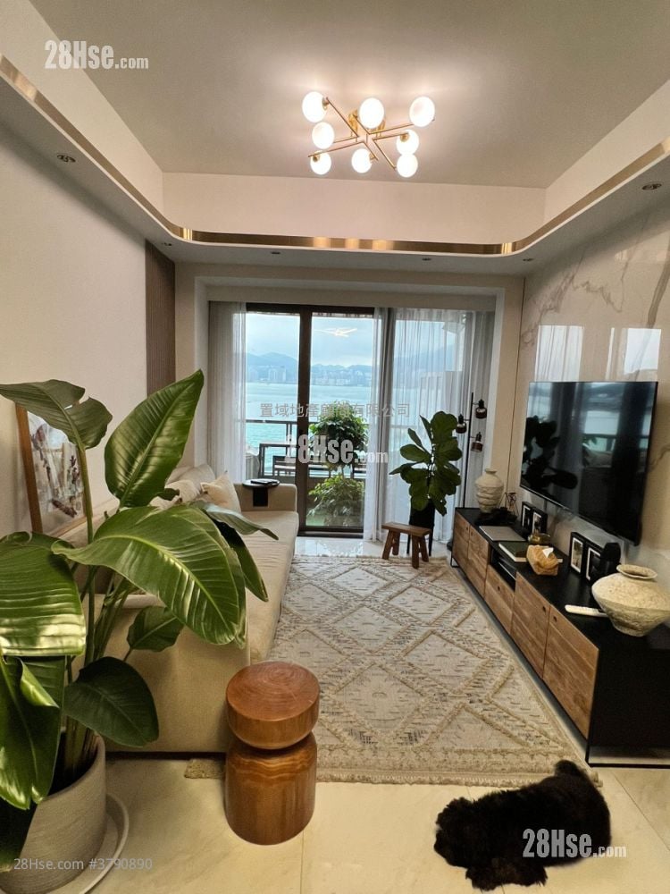 Lp6 Sell 3 Bedrooms , 2 Bathrooms 665 ft²