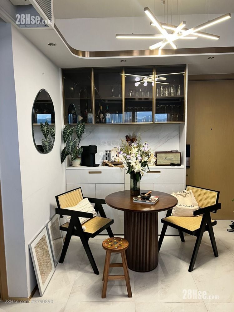 Lp6 Sell 3 Bedrooms , 2 Bathrooms 665 ft²