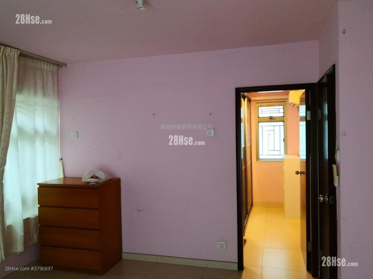 Shek Wu Tong Sell 5+ Bedrooms , 4 Bathrooms