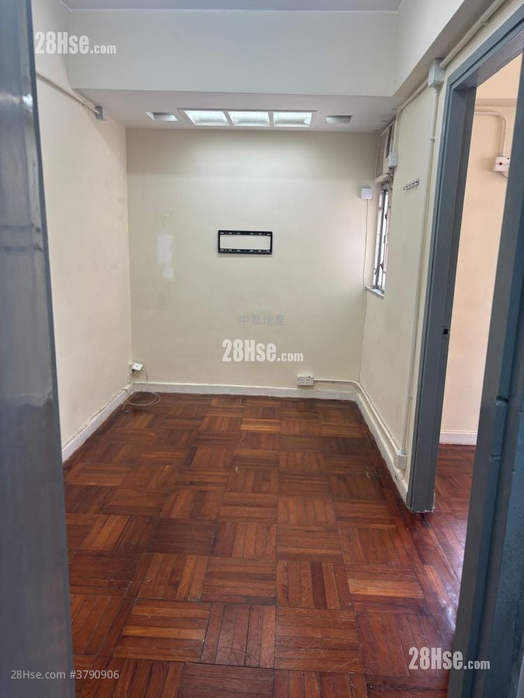 福安大厦 租盘 2 房 , 1 浴室 319 平方尺