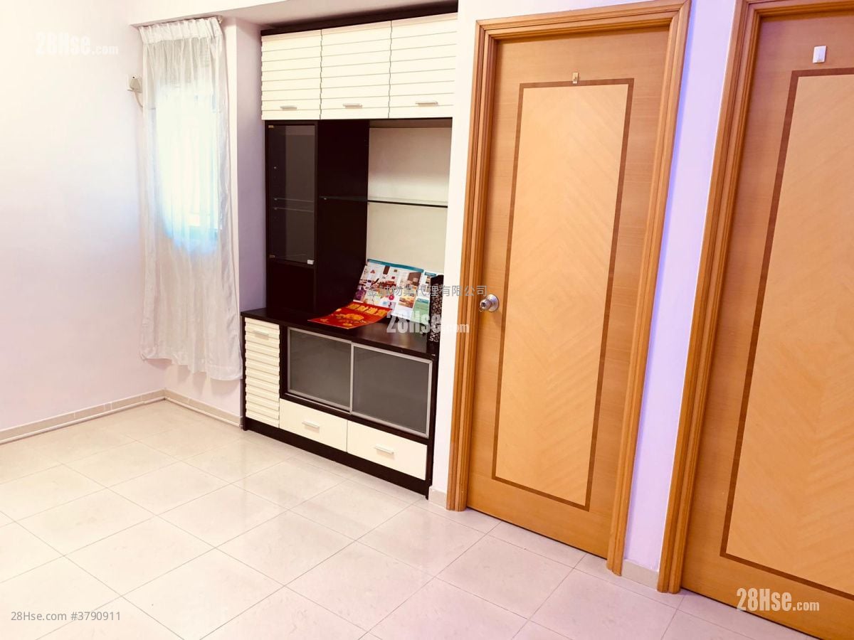 Kwan Yick Building Phase 1 Rental 2 Bedrooms , 1 Bathroom 370 ft²