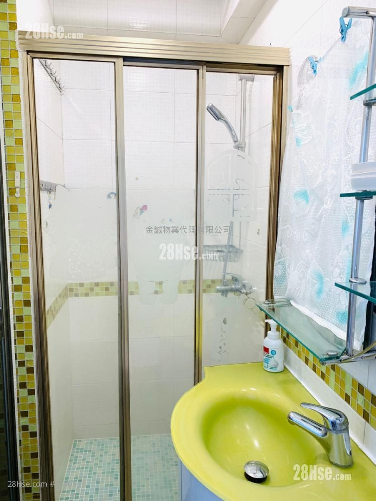 Kwan Yick Building Phase 1 Rental 2 Bedrooms , 1 Bathroom 370 ft²