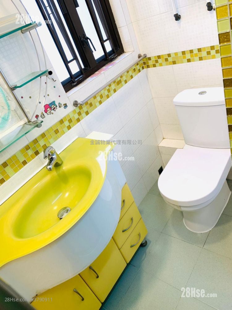 Kwan Yick Building Phase 1 Rental 2 Bedrooms , 1 Bathroom 370 ft²