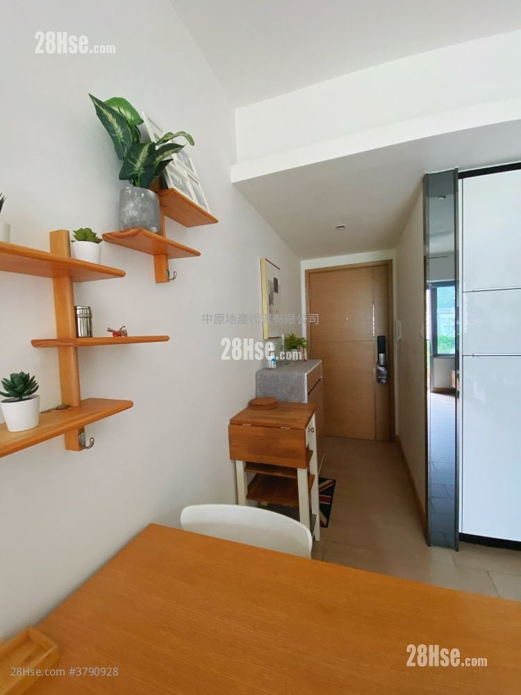 Century Link Rental 2 Bedrooms , 2 Bathrooms 484 ft²