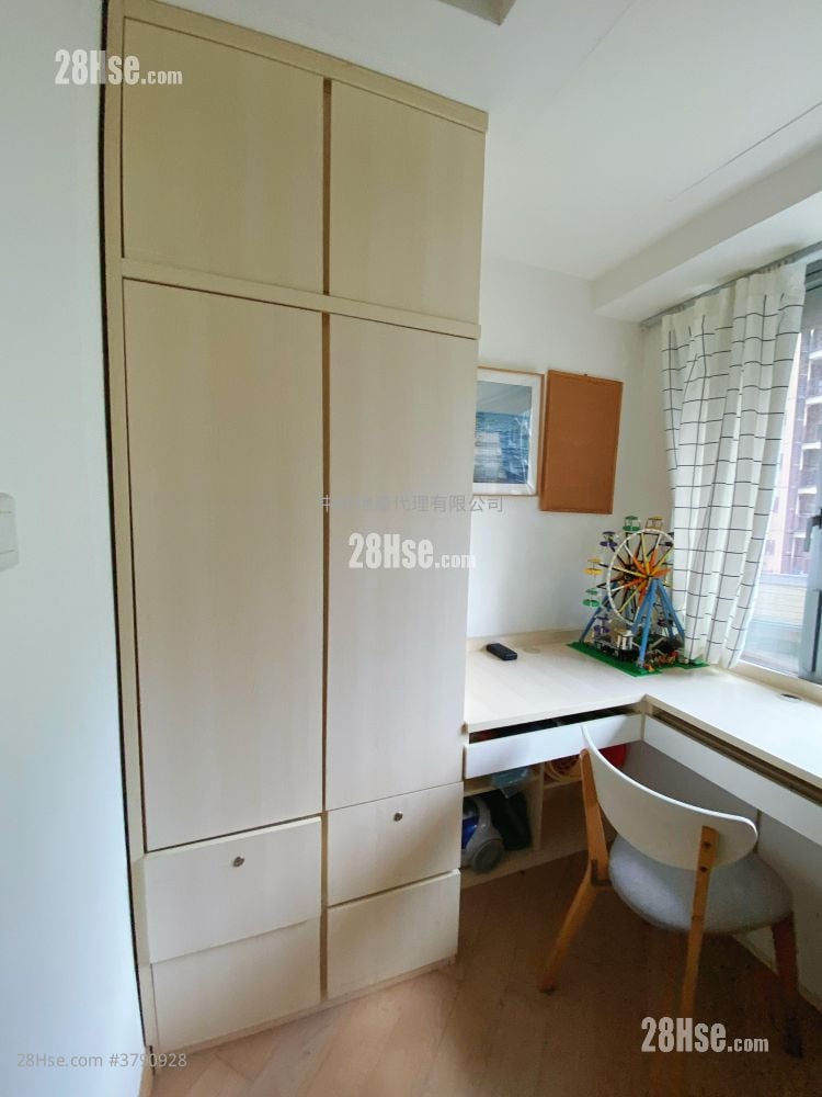 Century Link Rental 2 Bedrooms , 2 Bathrooms 484 ft²