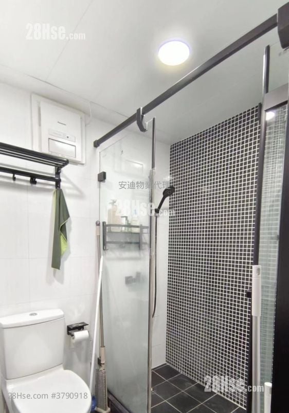 德丰大厦 租盘 2 房 , 1 浴室 573 平方尺