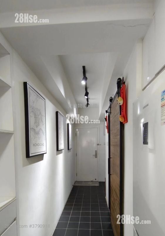 德丰大厦 租盘 2 房 , 1 浴室 573 平方尺