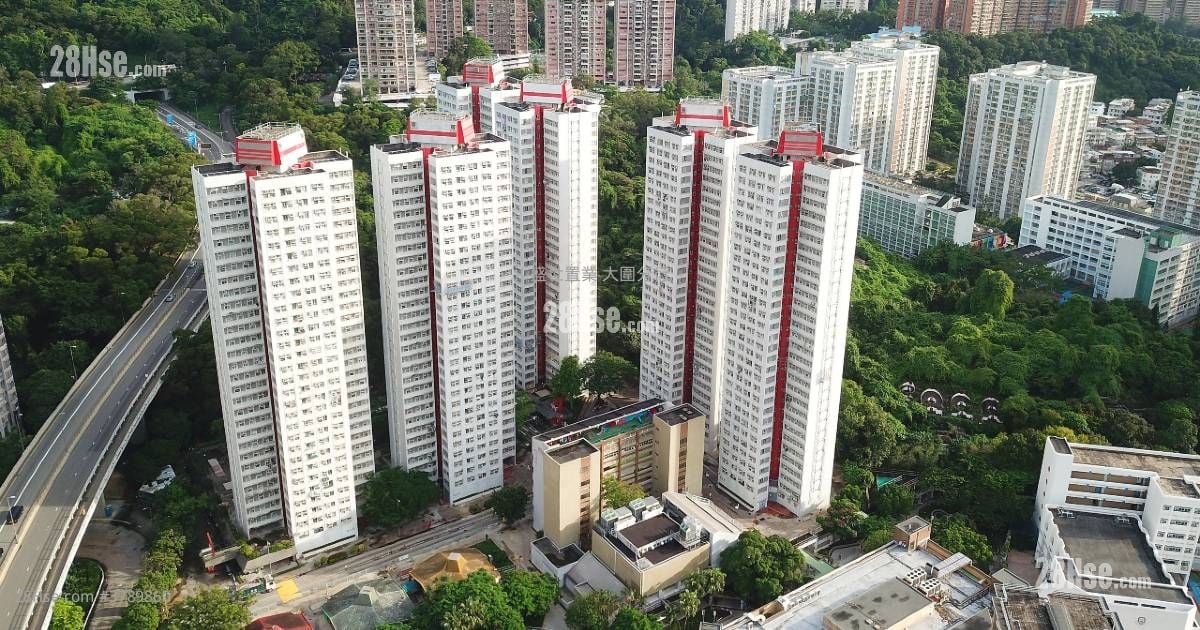 King Tin Court Sell 2 Bedrooms , 1 Bathroom 467 ft²