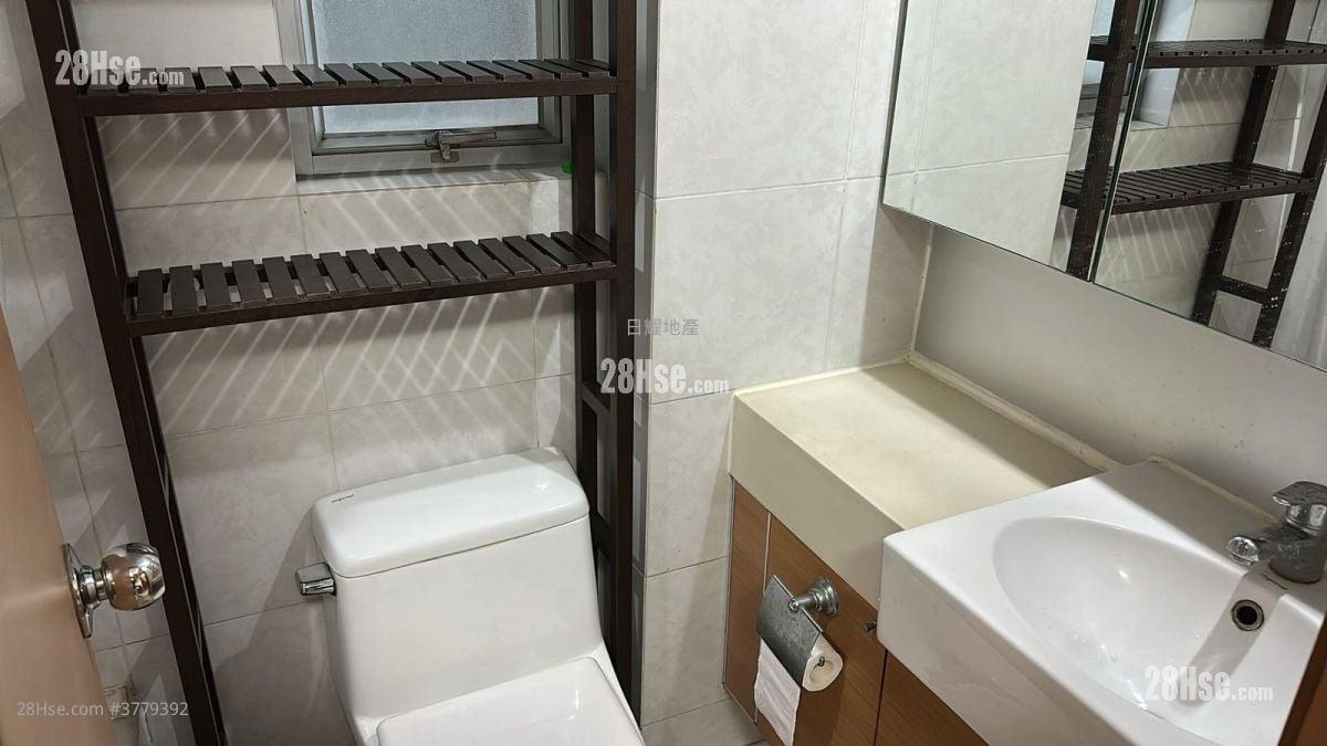 港湾豪庭 租盘 2 房 , 1 浴室 322 平方尺