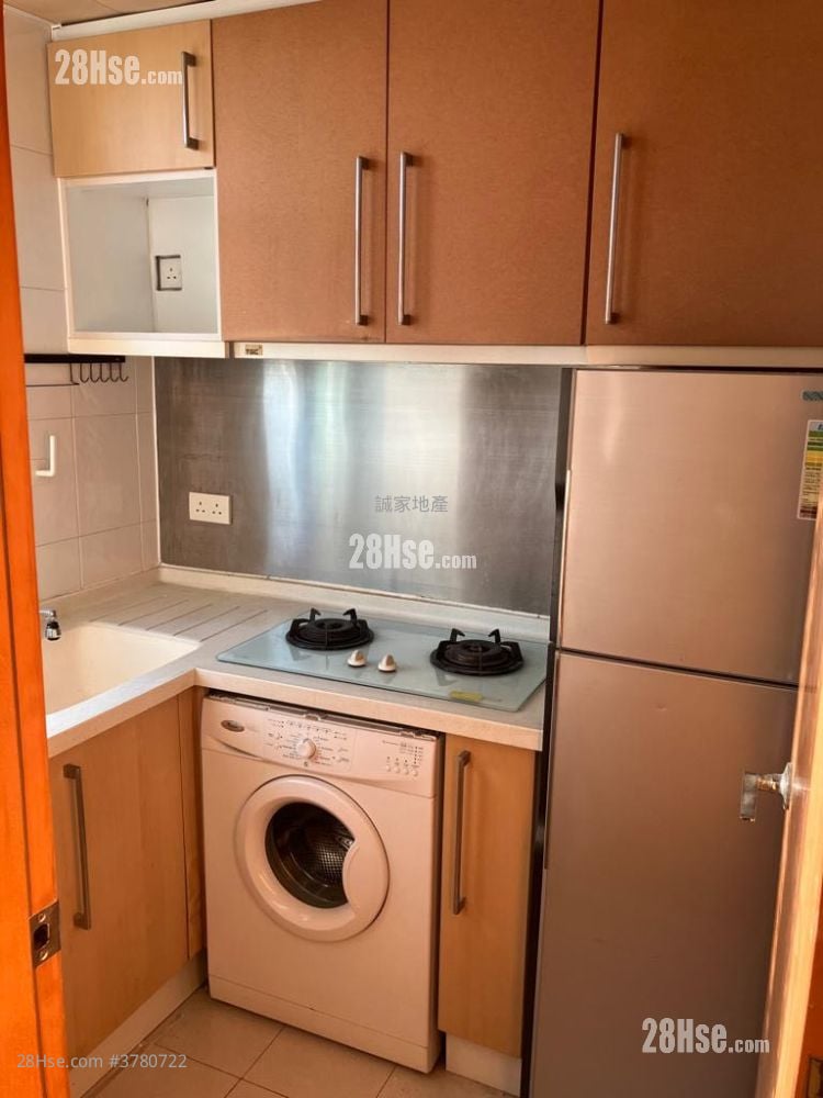 Genius Court Rental 1 Bedroom , 1 Bathroom 316 ft²