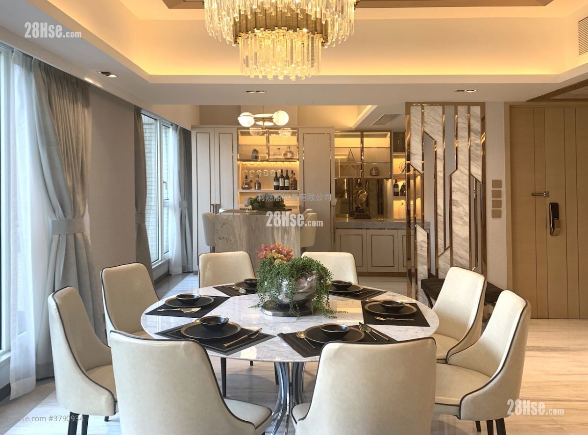 KADOORIA 售盘 4 房 1,856 平方尺