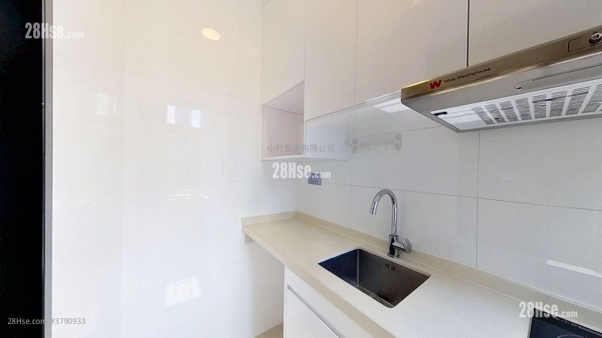 kitchen: Island Building Rental 1 Bedroom , 1 Bathroom 294 ft²