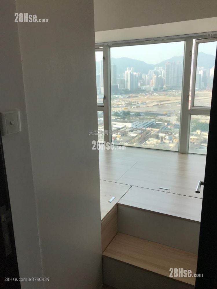 Grand Waterfront Sell 2 Bedrooms , 1 Bathroom 360 ft²