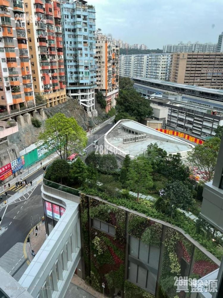 Grand Central Sell 2 Bedrooms , 1 Bathroom 593 ft²