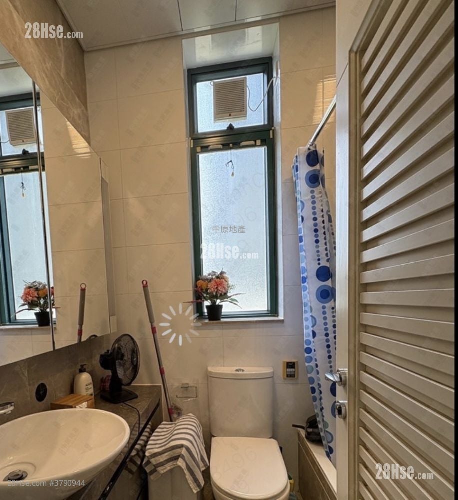 岚山 售盘 3 房 , 2 浴室 877 平方尺