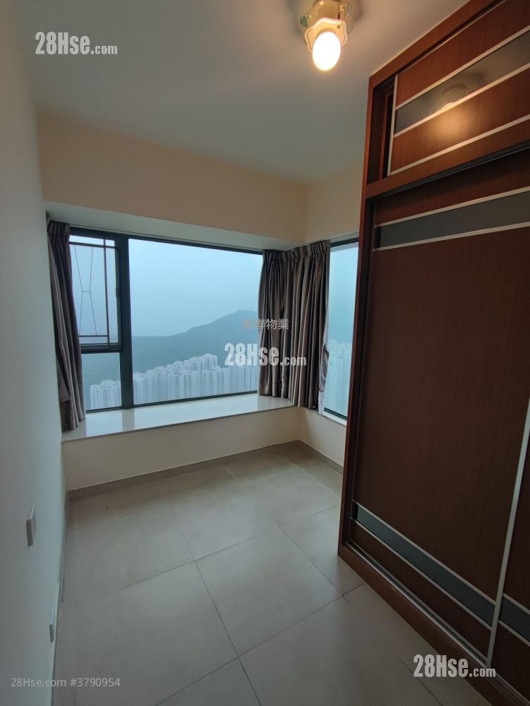 Island Resort Sell 2 Bedrooms , 1 Bathroom 455 ft²