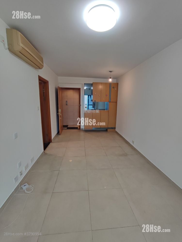 Island Resort Sell 2 Bedrooms , 1 Bathroom 455 ft²