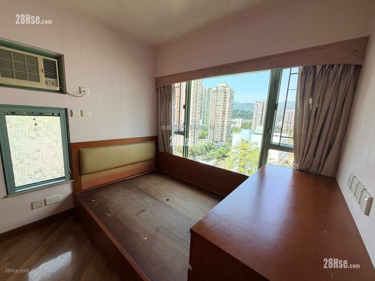 La Fontaine Sell 3 Bedrooms 532 ft²