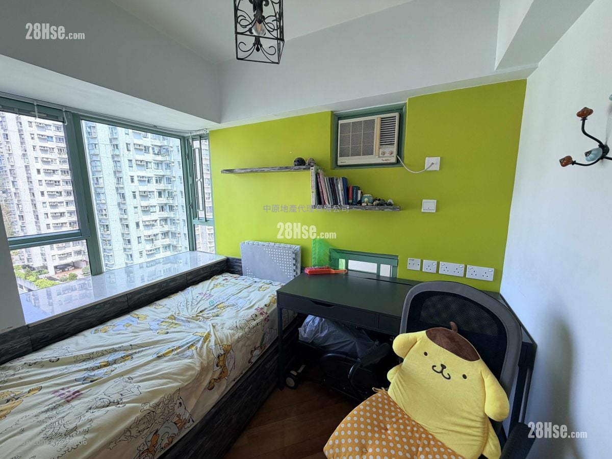 La Fontaine Sell 3 Bedrooms 532 ft²