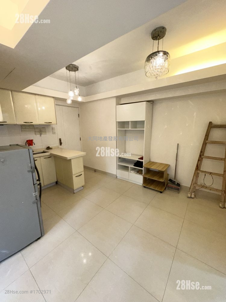 Yau Lee Building Rental 2 Bedrooms 323 ft²