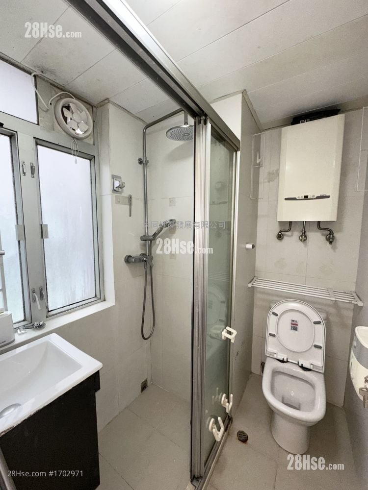 Yau Lee Building Rental 2 Bedrooms 323 ft²