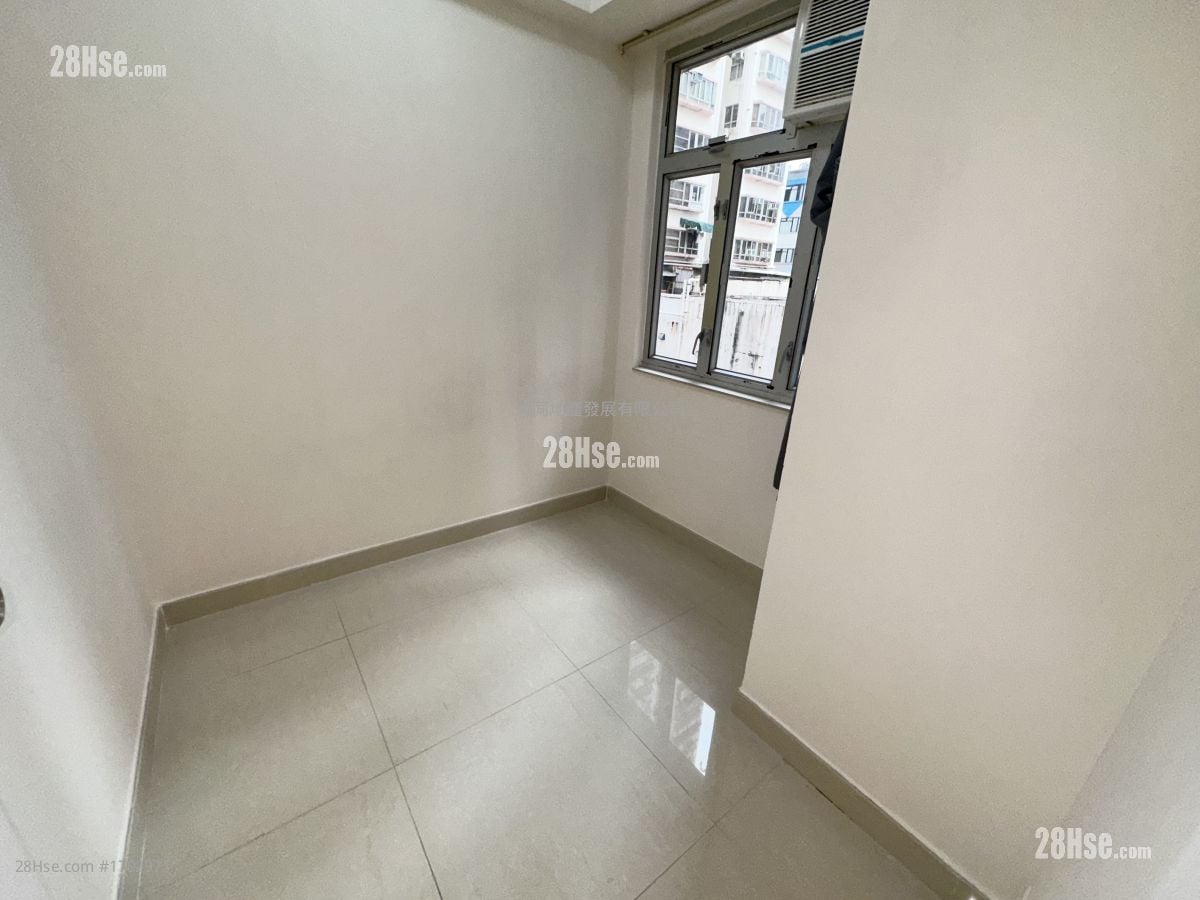 Yau Lee Building Rental 2 Bedrooms 323 ft²