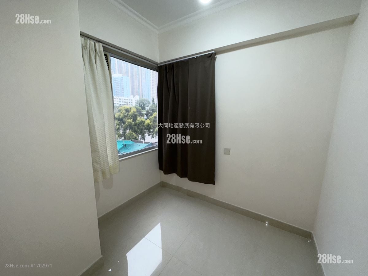 Yau Lee Building Rental 2 Bedrooms 323 ft²